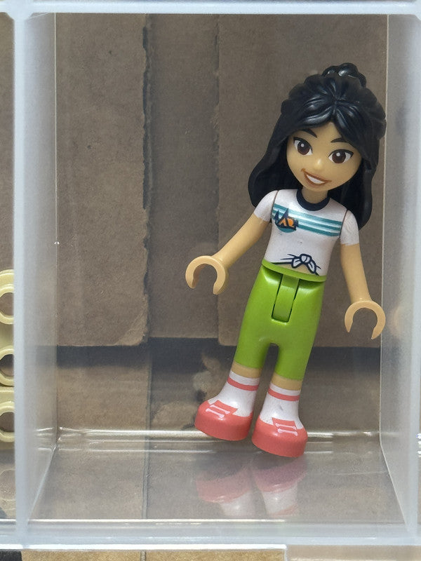 LEGO Minifigure - Friends Liann - White Knotted T-Shirt - No frnd0754 - QTY 1