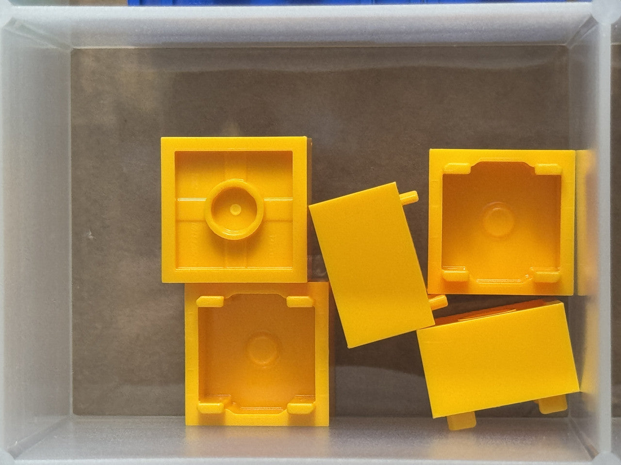 LEGO Parts - Bright Light Orange Container, Box 2 x 2 x 1 - No 2821 - QTY 5