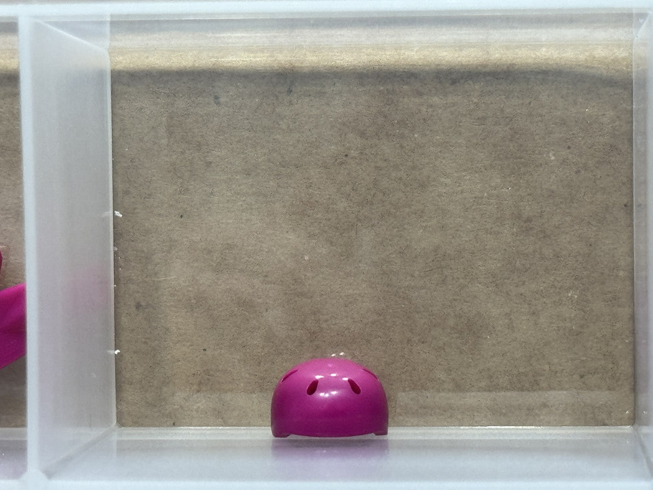 LEGO Parts - Magenta Minifigure, Headgear Helmet Sports - No 46303 - QTY 1