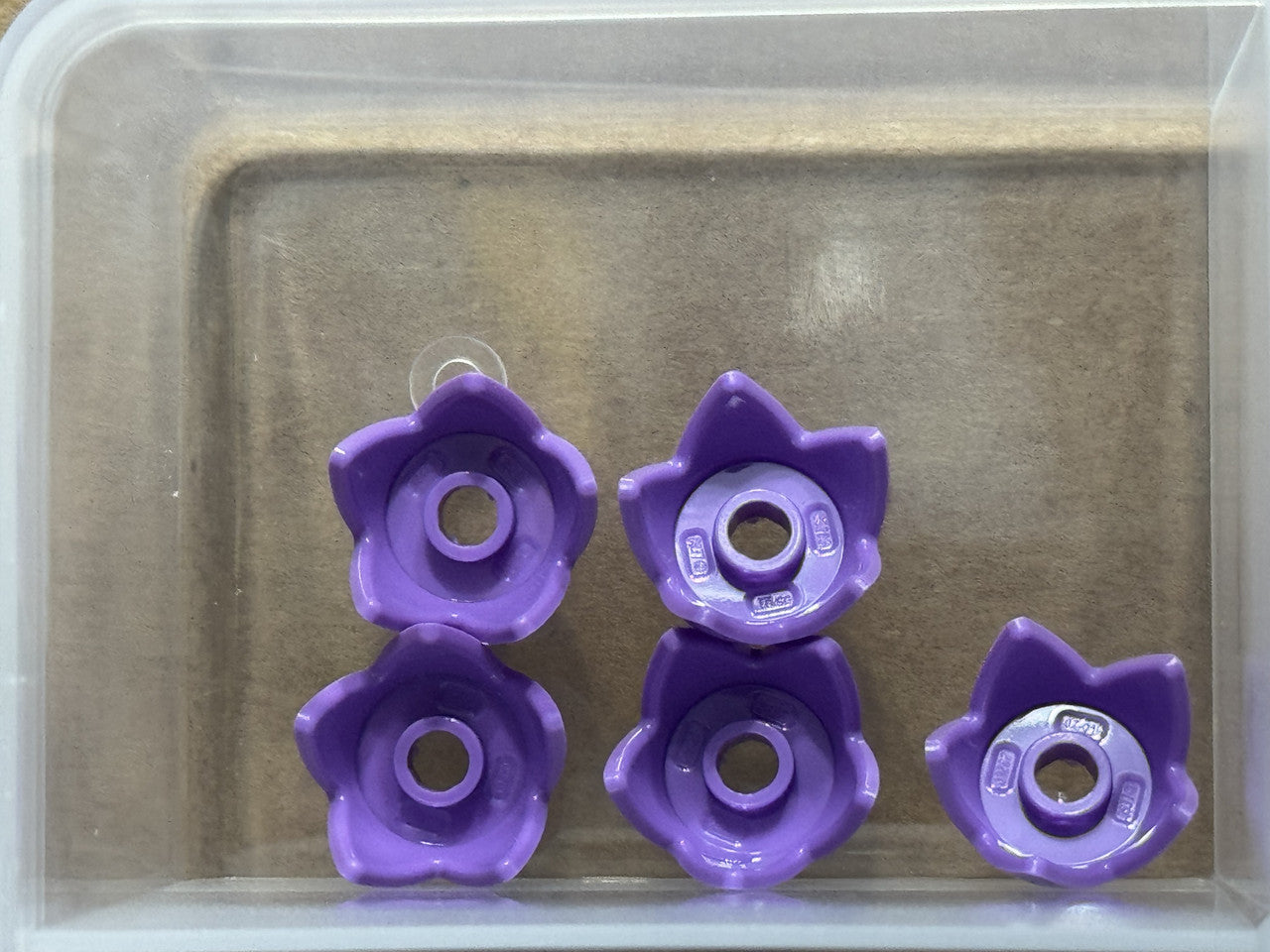 LEGO Parts - Medium Lavender Minifigure, Crown Eggshell - No 39262 - QTY 5