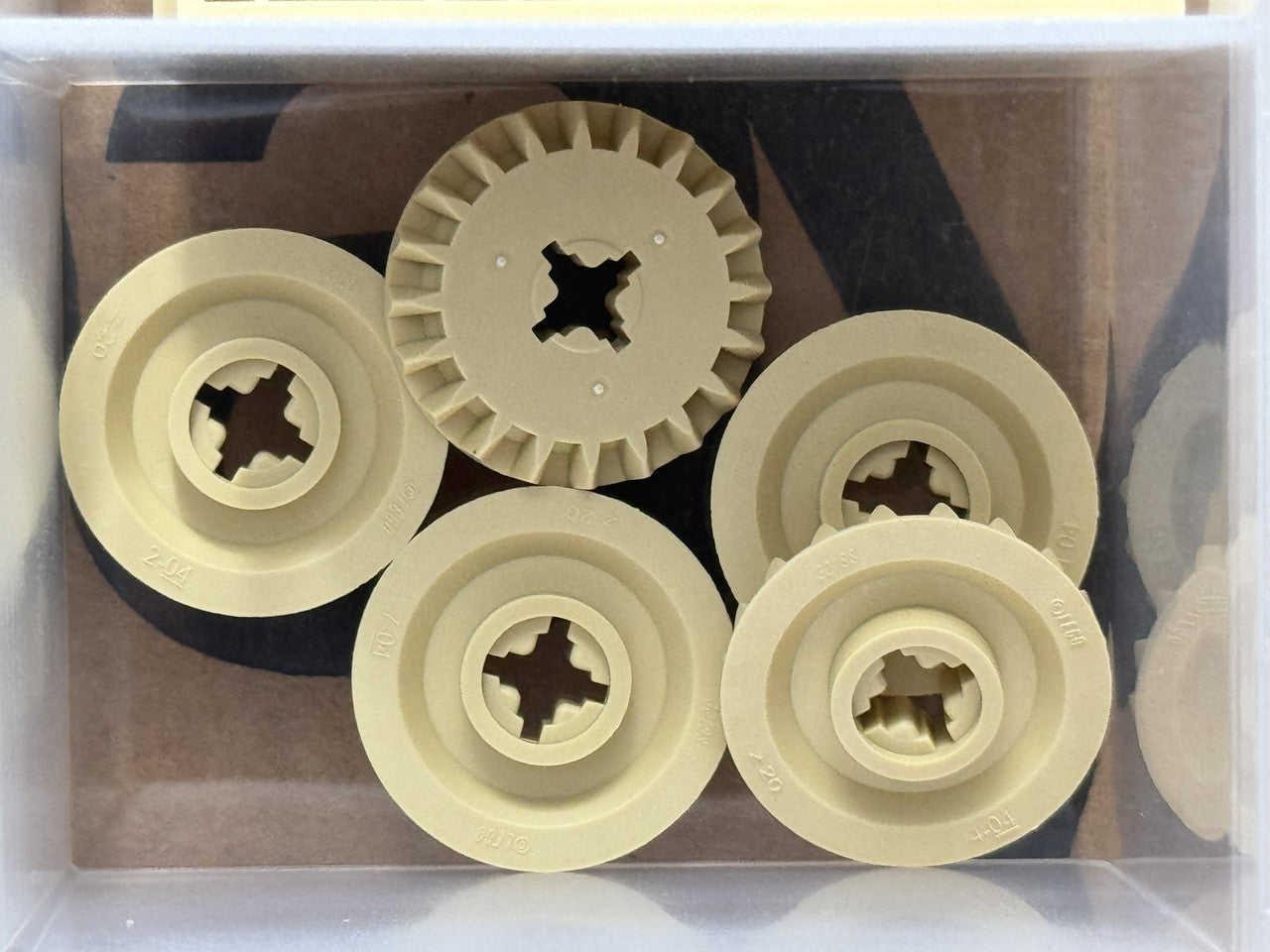 LEGO Parts - Tan Technic, Gear 20 Tooth Bevel - No 32198 - QTY 5