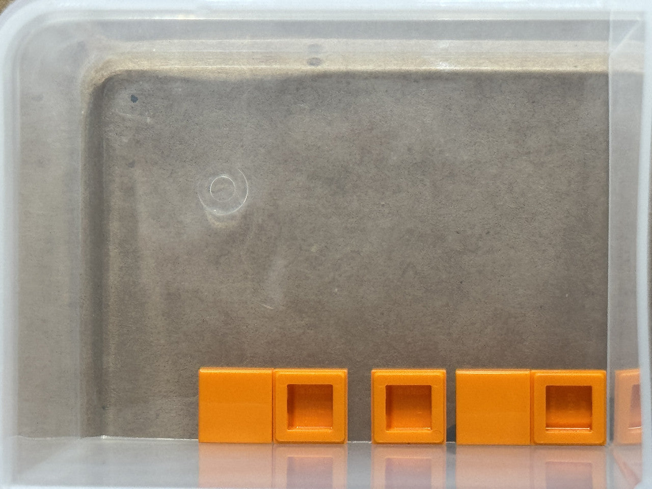 LEGO Parts - Orange Tile 1 x 1 - No 3070 - QTY 5