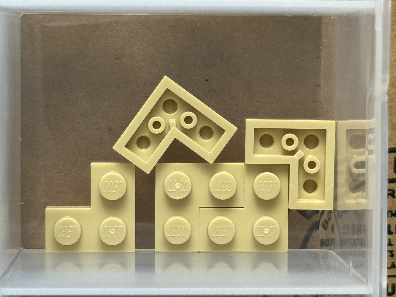 LEGO Parts - Tan Plate 2 x 2 Corner - No 2420 - QTY 5