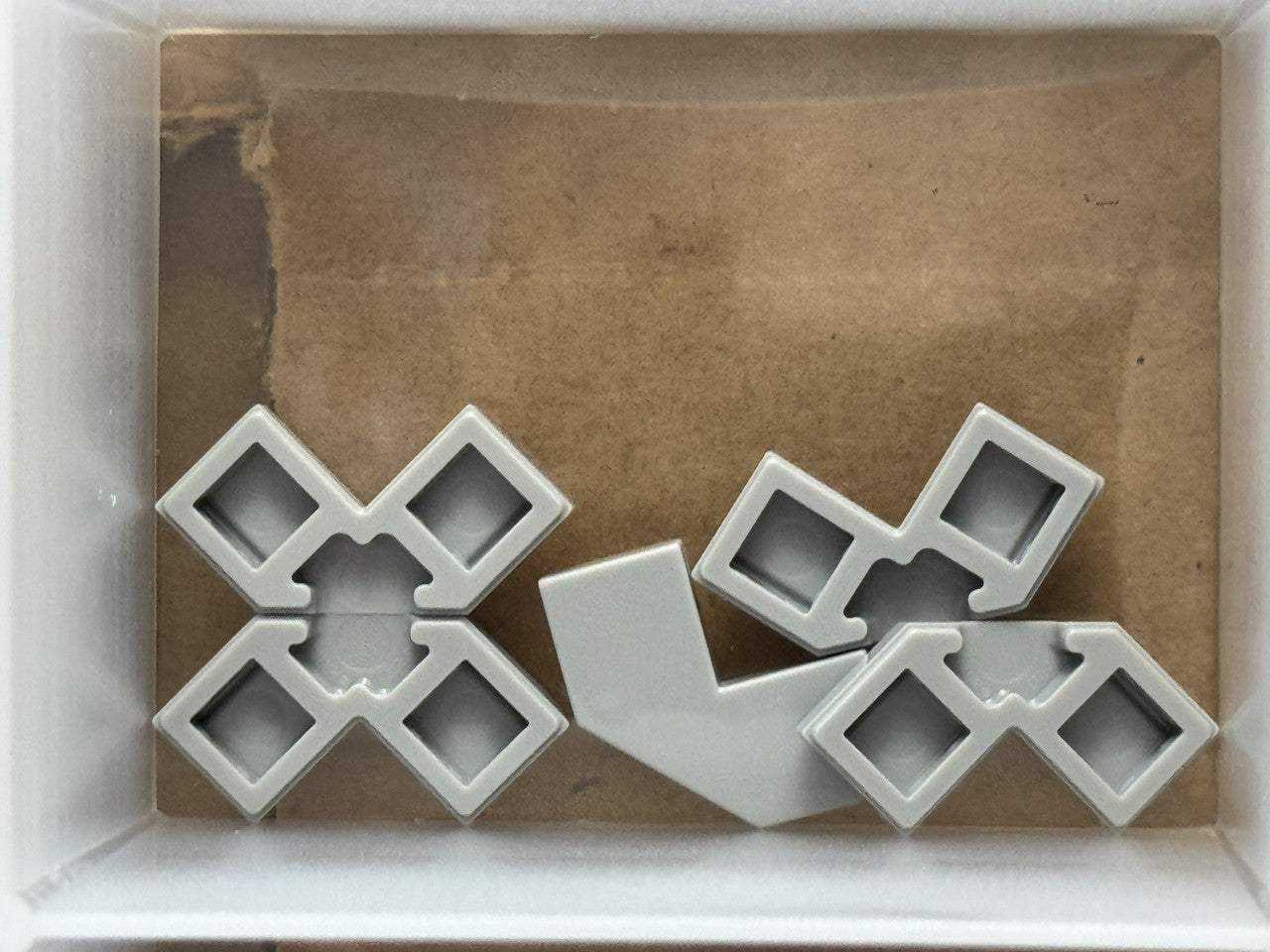 LEGO Parts - Light Bluish Gray Tile, Modified Facet 2 x 2 - No 27263 - QTY 5