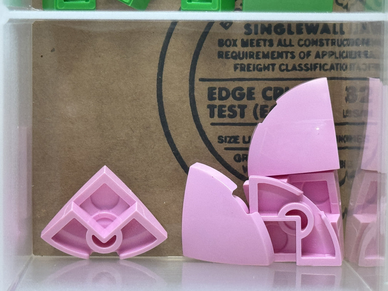 LEGO Parts - Bright Pink Slope Curved 2 x 2 x 2/3 Corner Round - No 5852 - QTY 5