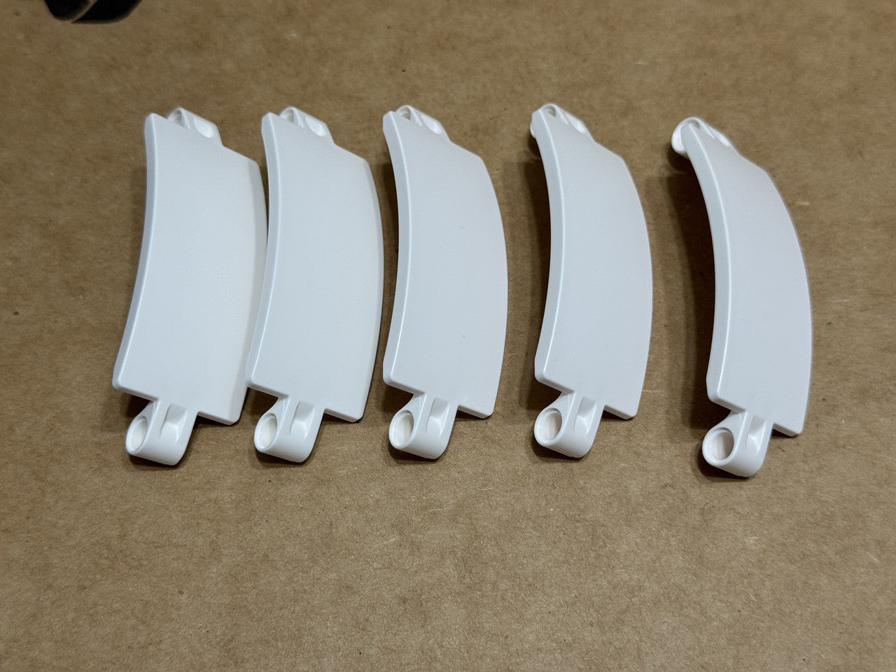 LEGO Parts - White Technic, Panel Curved 3 x 9 - No 5427 - QTY 5