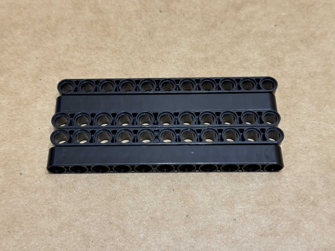 LEGO Parts - Black Technic, Liftarm Thick 1 x 11 - No 32525 - QTY 5