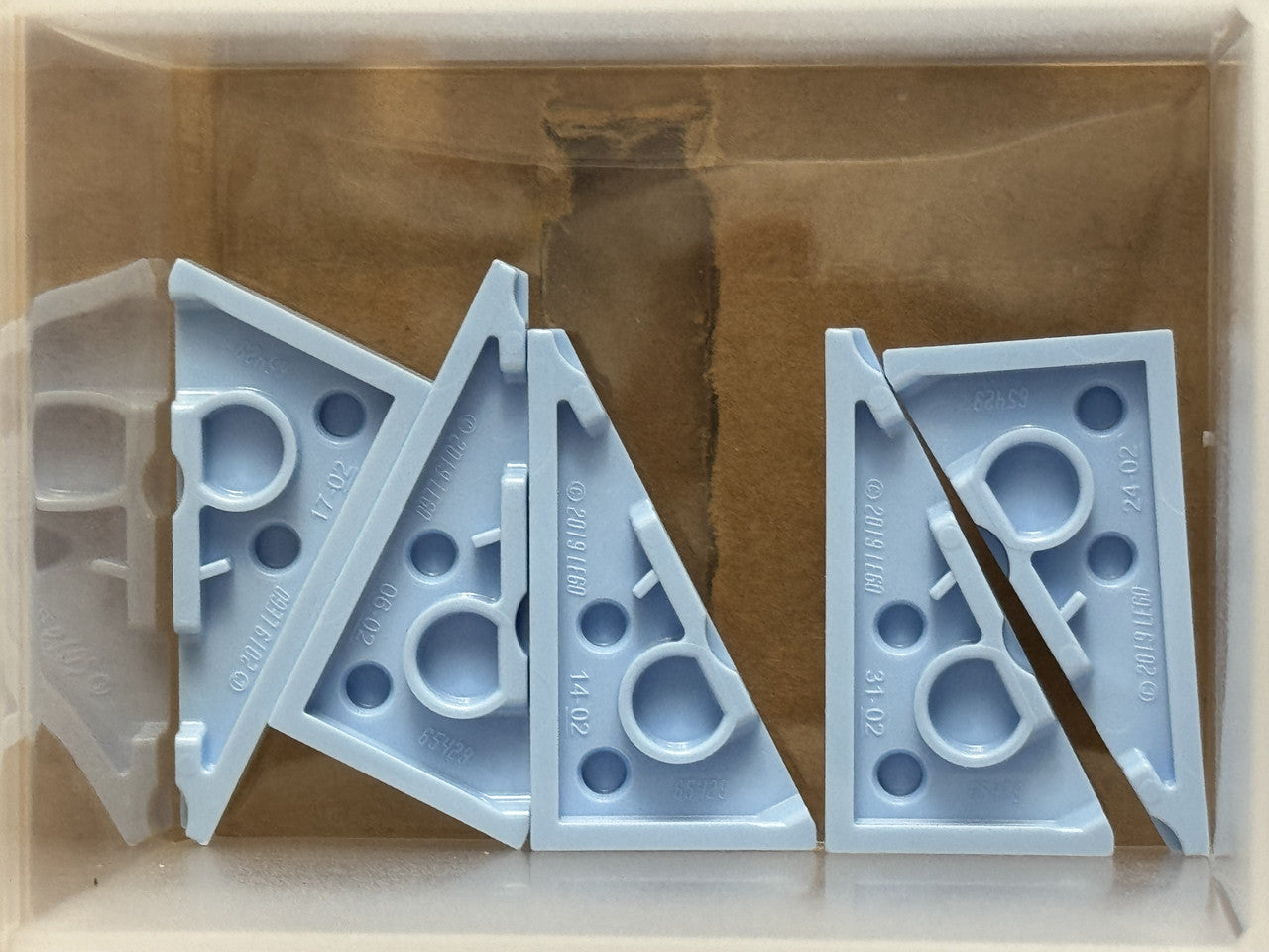 LEGO Parts - Bright Light Blue, Plate 4 x 2 Left, Pointed - No 65429 - QTY 5
