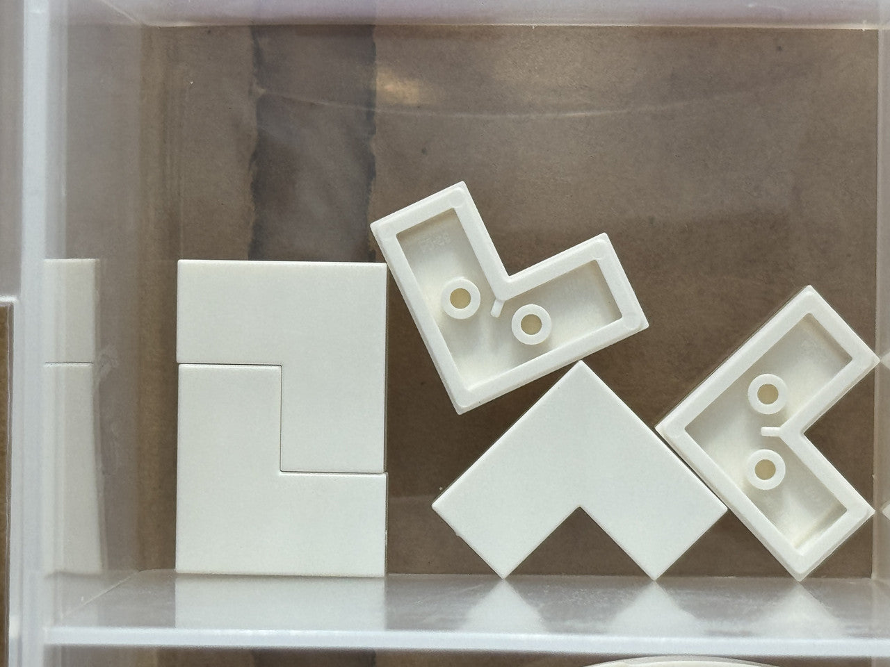 LEGO Parts - White Tile 2 x 2 Corner - No 14719 - QTY 5