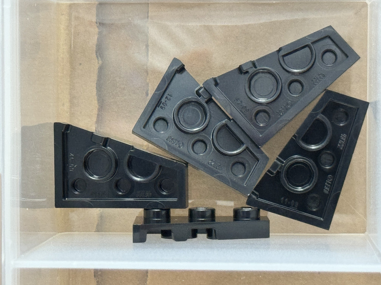 LEGO Parts - Black Wedge, Plate 3 x 2 Right - No 43722 - QTY 5