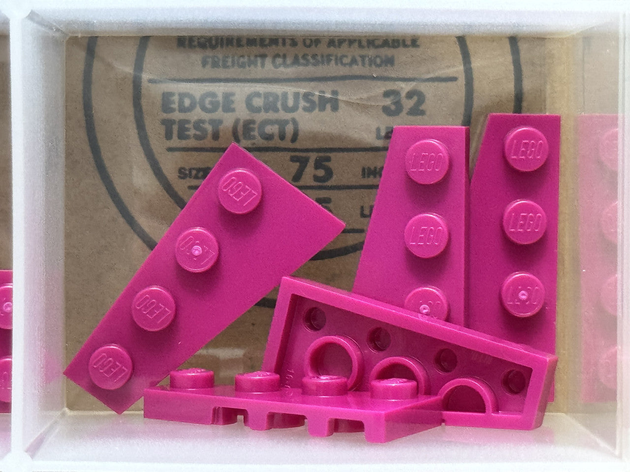 LEGO Parts - Magenta Wedge, Plate 4 x 2 Left - No 41770 - QTY 5
