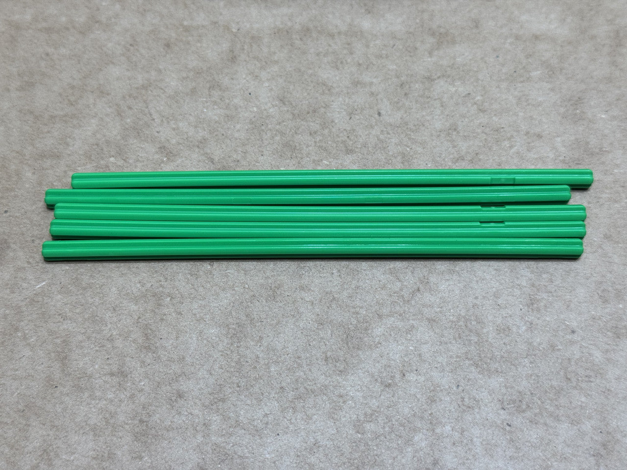 LEGO Parts - Bright Green Technic, Axle 16L - No 50451 - QTY 5