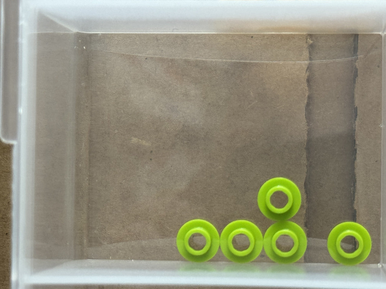 LEGO Parts - Lime Plate, Round 1 x 1 with Open Stud - No 85861 - QTY 5