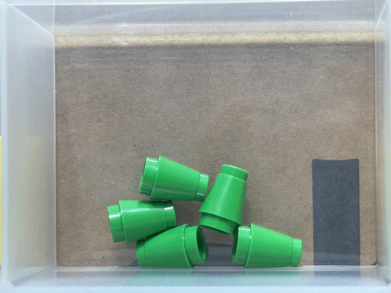 LEGO Parts - Bright Green Cone 1 x 1 with Top Groove - No 4589b - QTY 5