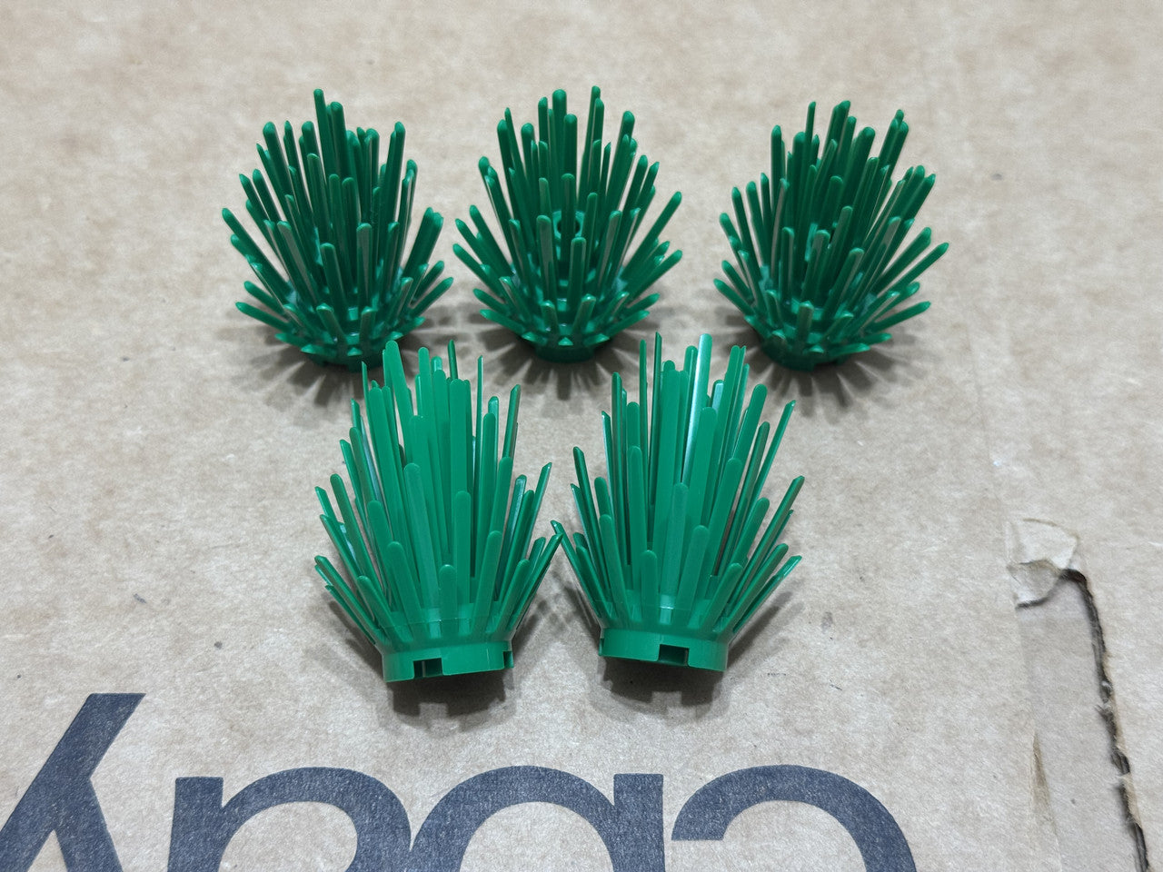 LEGO Parts - Green Plant Prickly Bush 2 x 2 x 4 - No 6064 - QTY 5