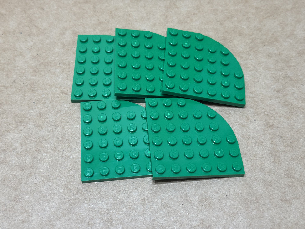 LEGO Parts - Green Plate, Round Corner 6 x 6 - No 6003 - QTY 5