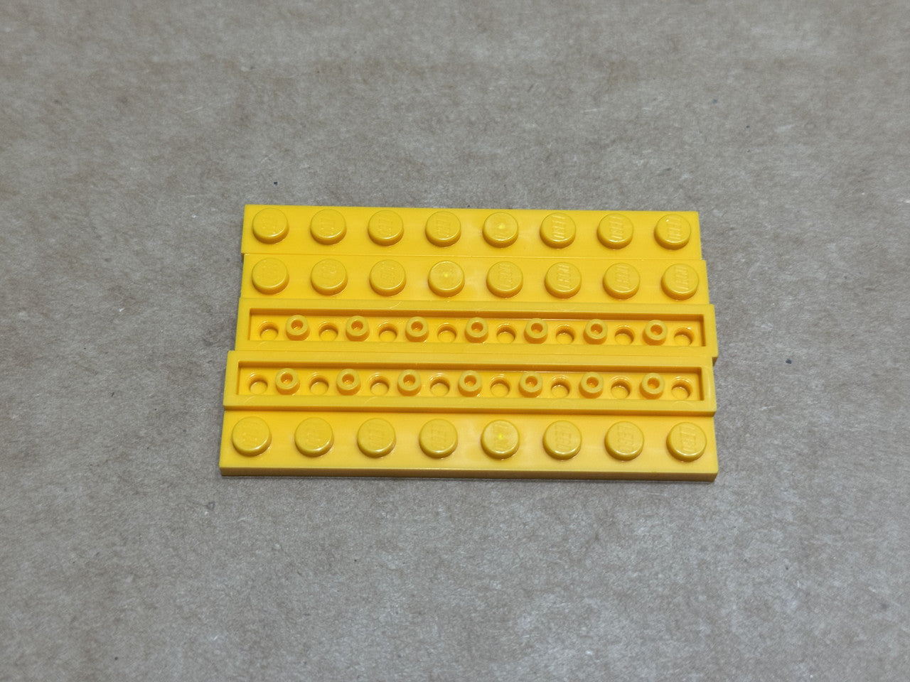 LEGO Parts - Bright Light Orange Plate 1 x 8 - No 3460 - QTY 5