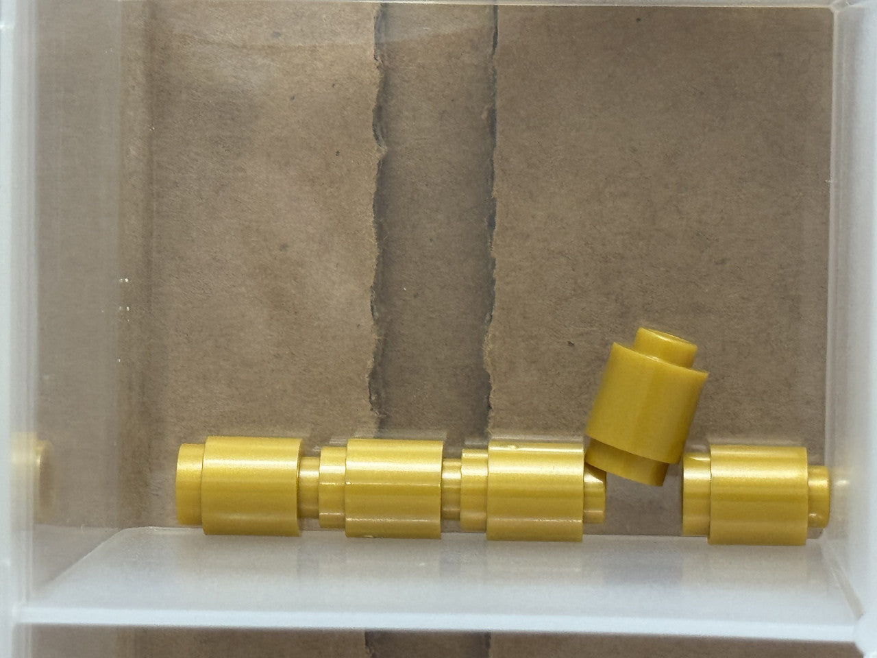 LEGO Parts - Pearl Gold Brick, Round 1 x 1 - No 3062 - QTY 5