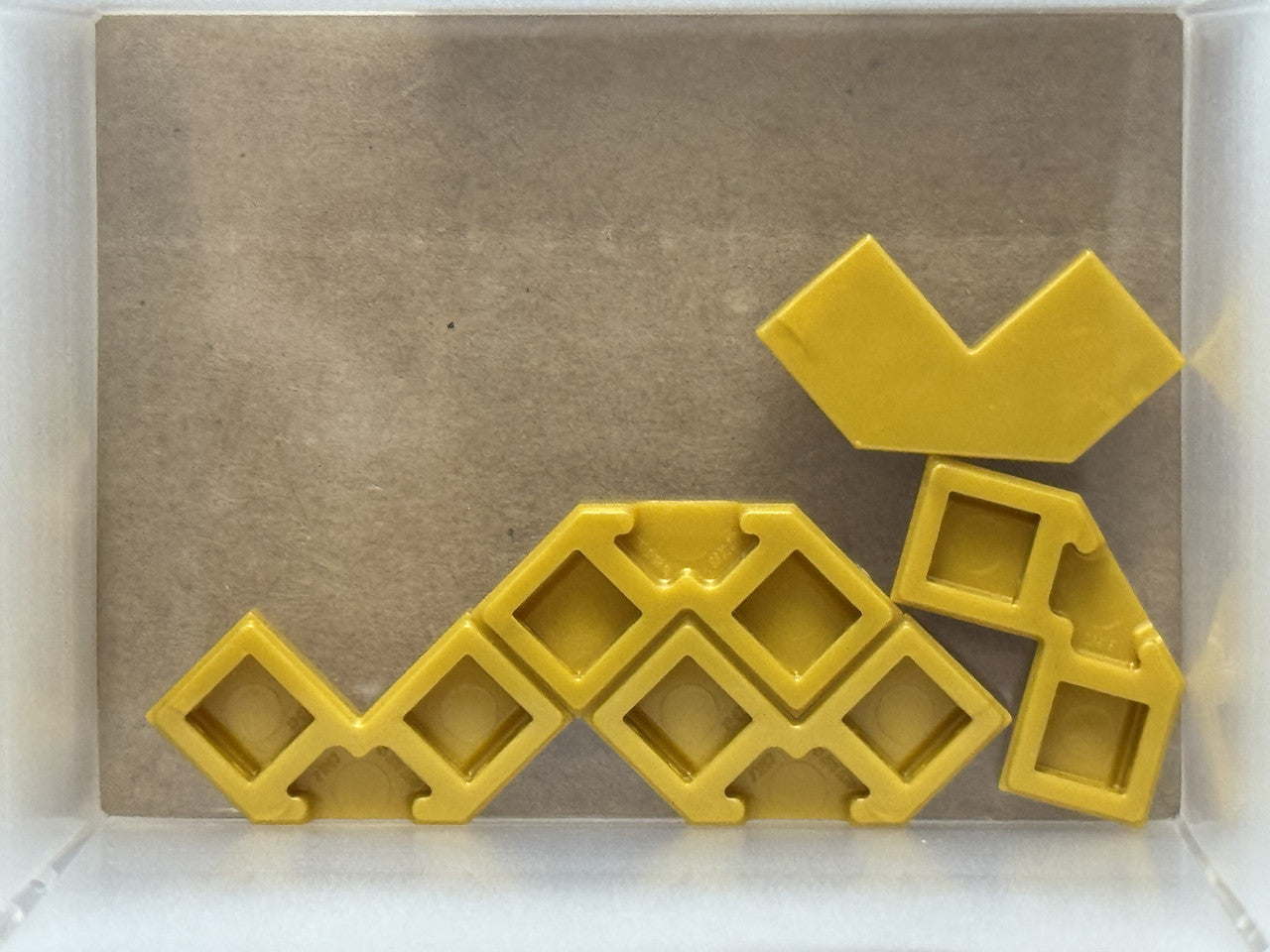 LEGO Parts - Pearl Gold Tile, Modified Facet 2 x 2 - No 27263 - QTY 5