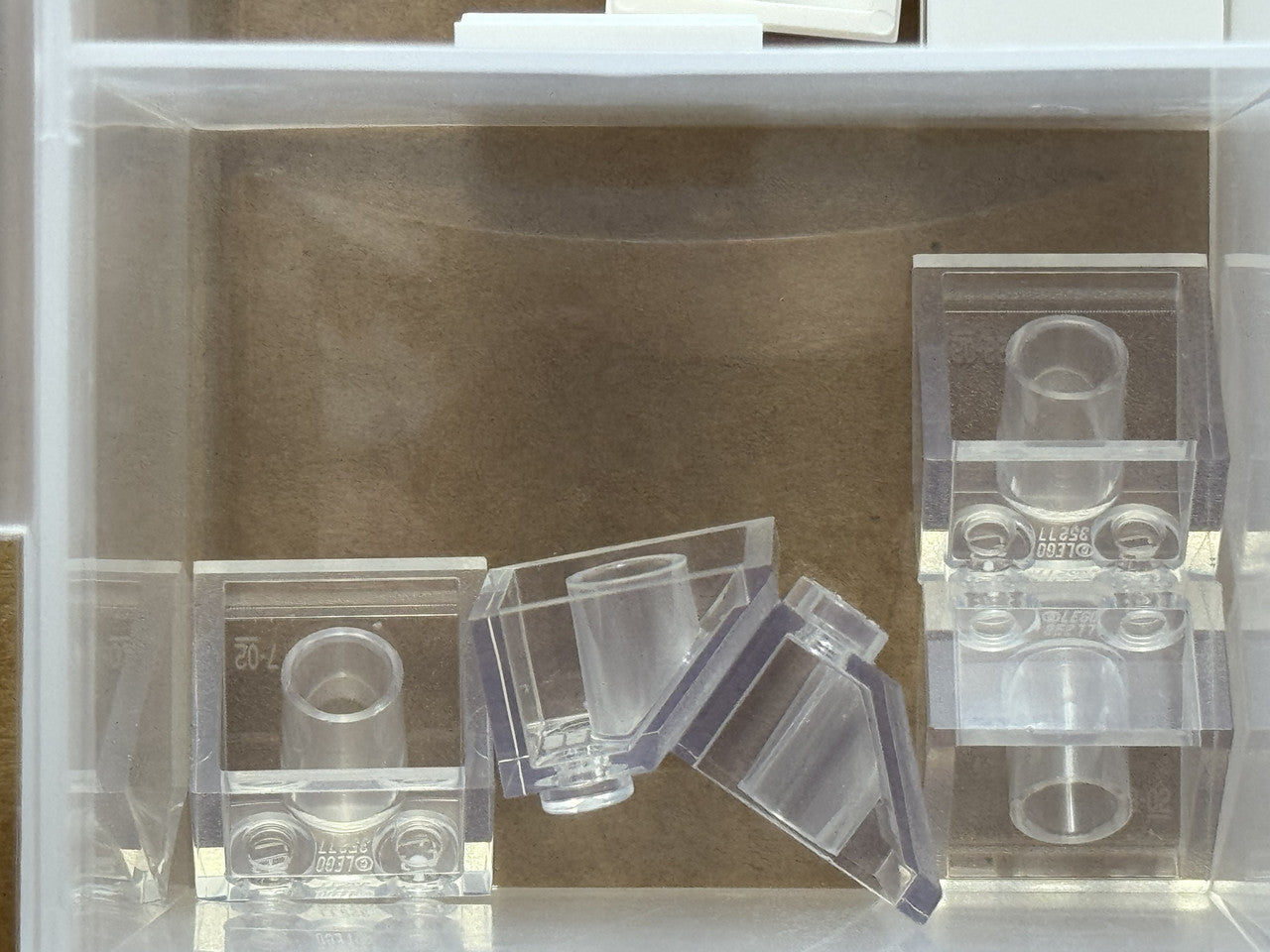 LEGO Parts - Trans-Clear Slope 45 2 x 2 - No 3039 - QTY 5