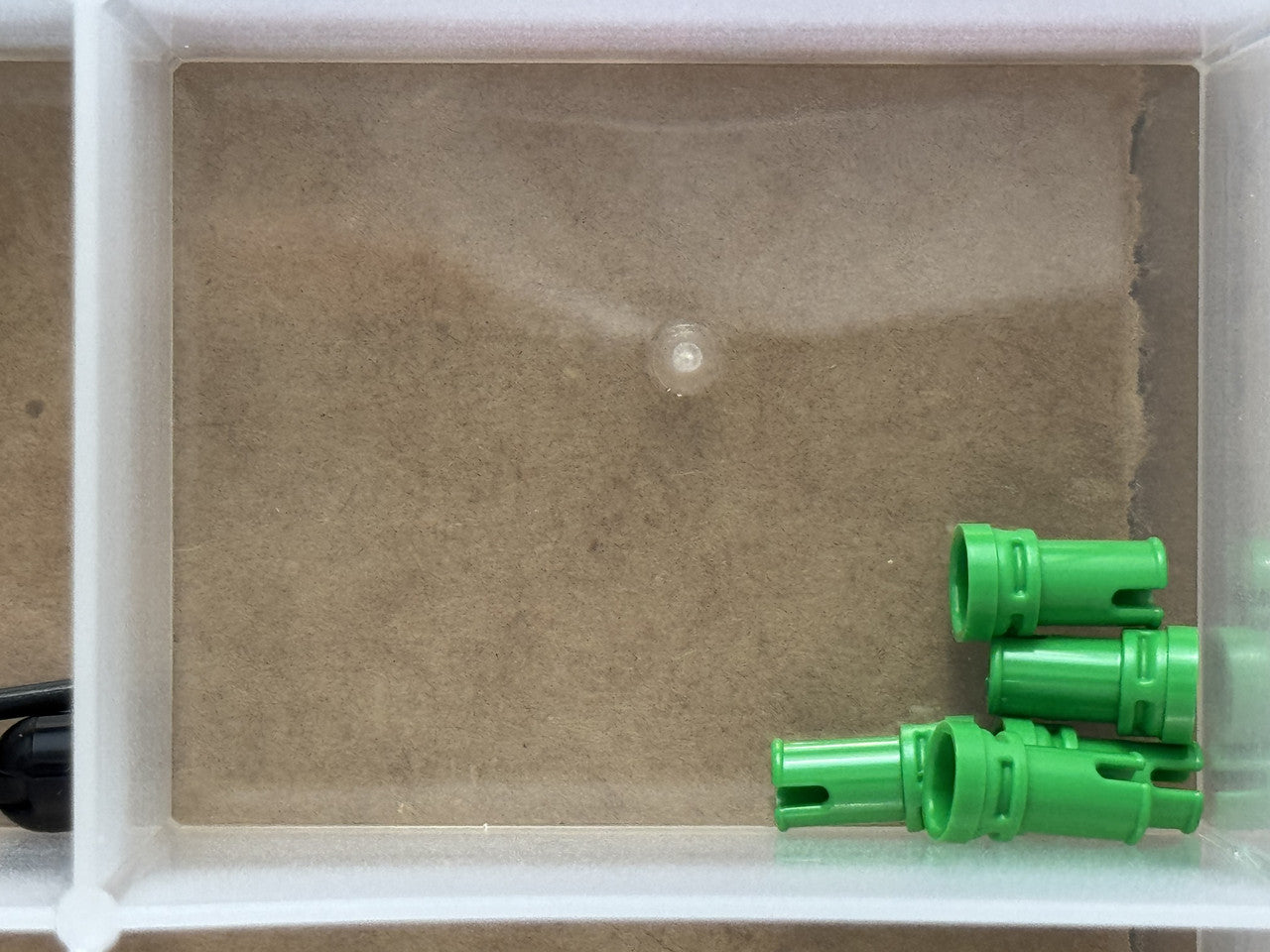 LEGO Parts - Bright Green Technic, Pin 1/2 with Stud Holder - No 65826 - QTY 5