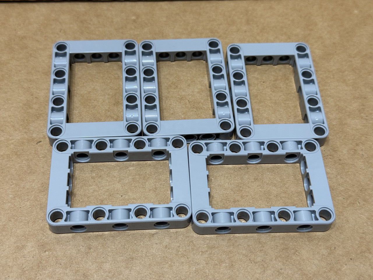 LEGO Parts - Light Bluish Gray Technic Frame Thick 5 x 7 Open - No 64179 - QTY 5