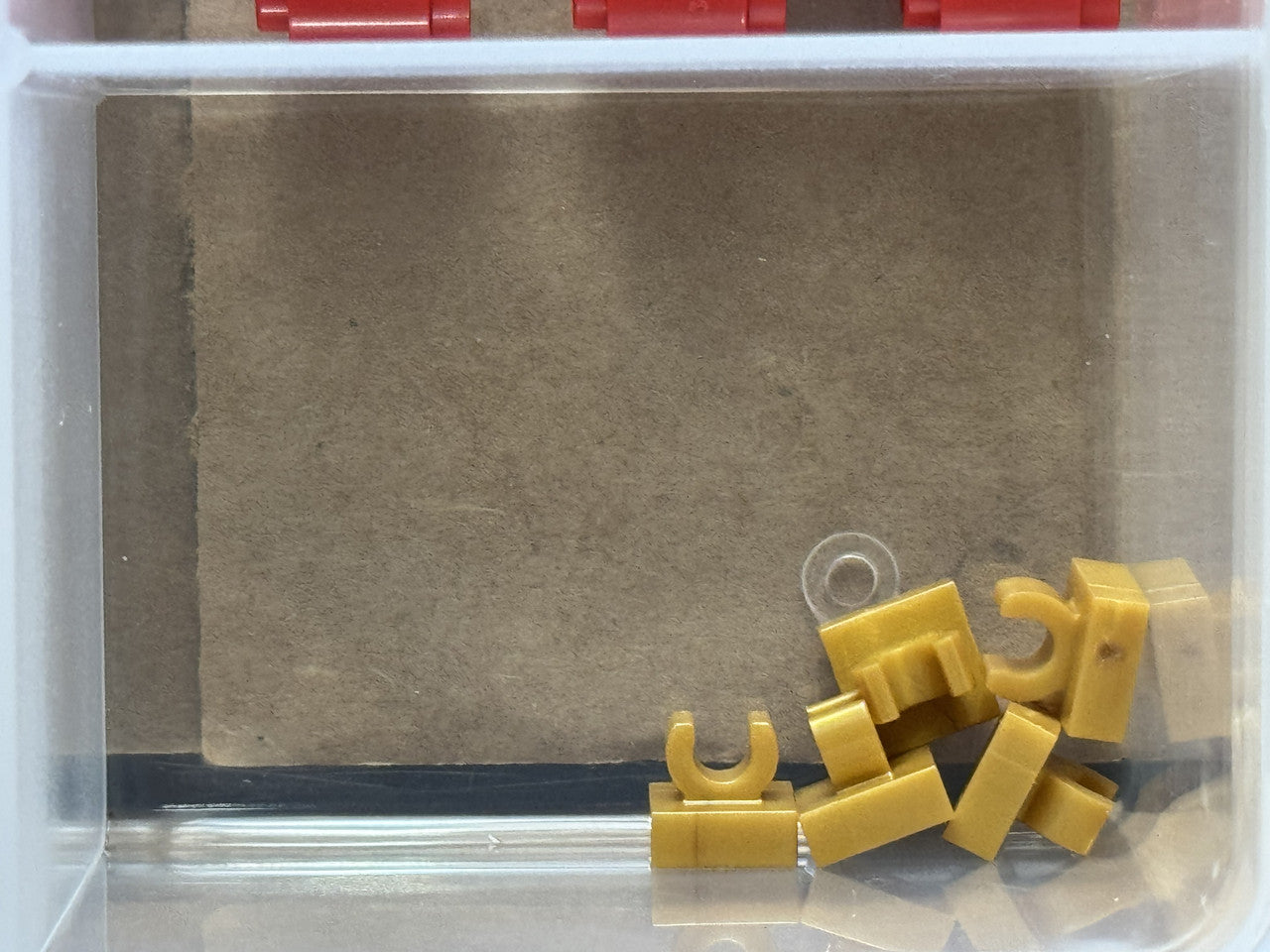 LEGO Parts - Pearl Gold Tile, Modified 1 x 1 with Open O Clip - No 15712 - QTY 5