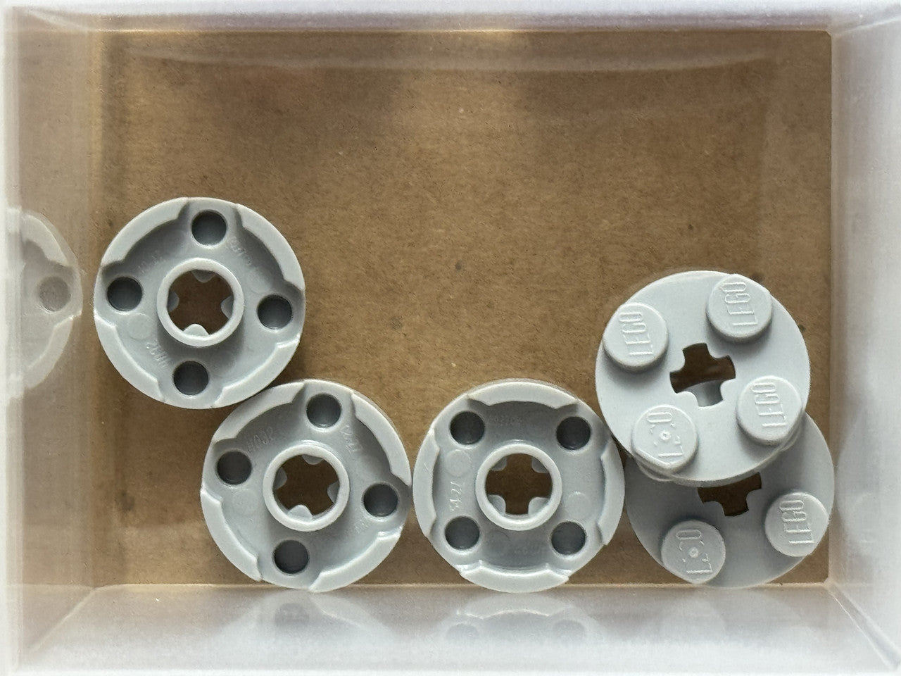 LEGO Parts - Light Bluish Gray Plate, Round 2 x 2 Axle Hole - No 4032 - QTY 5