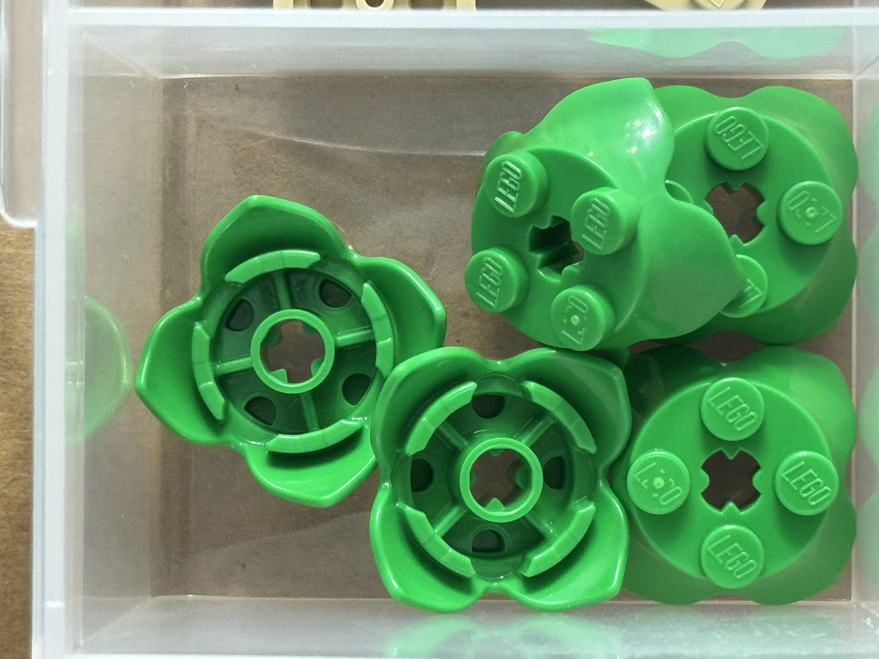 LEGO Parts - Bright Green Plant Leaves 2 x 2 4 Petals - No 15469 - QTY 5