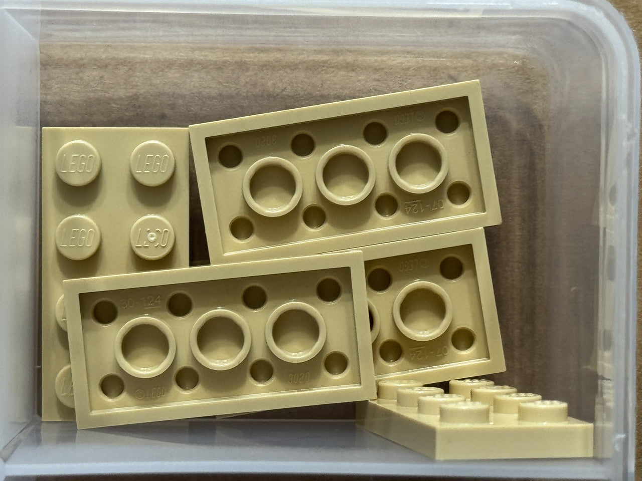 LEGO Parts - Tan Plate 2 x 4 - No 3020 - QTY 5