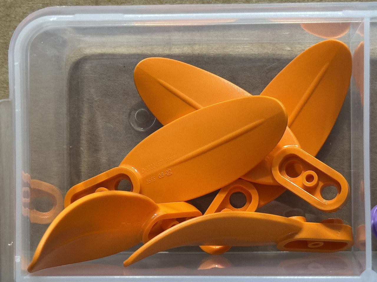 LEGO Parts - Orange Plant Plate, Round 1 x 2 with Rounded Leaf - No 3565 - QTY 5