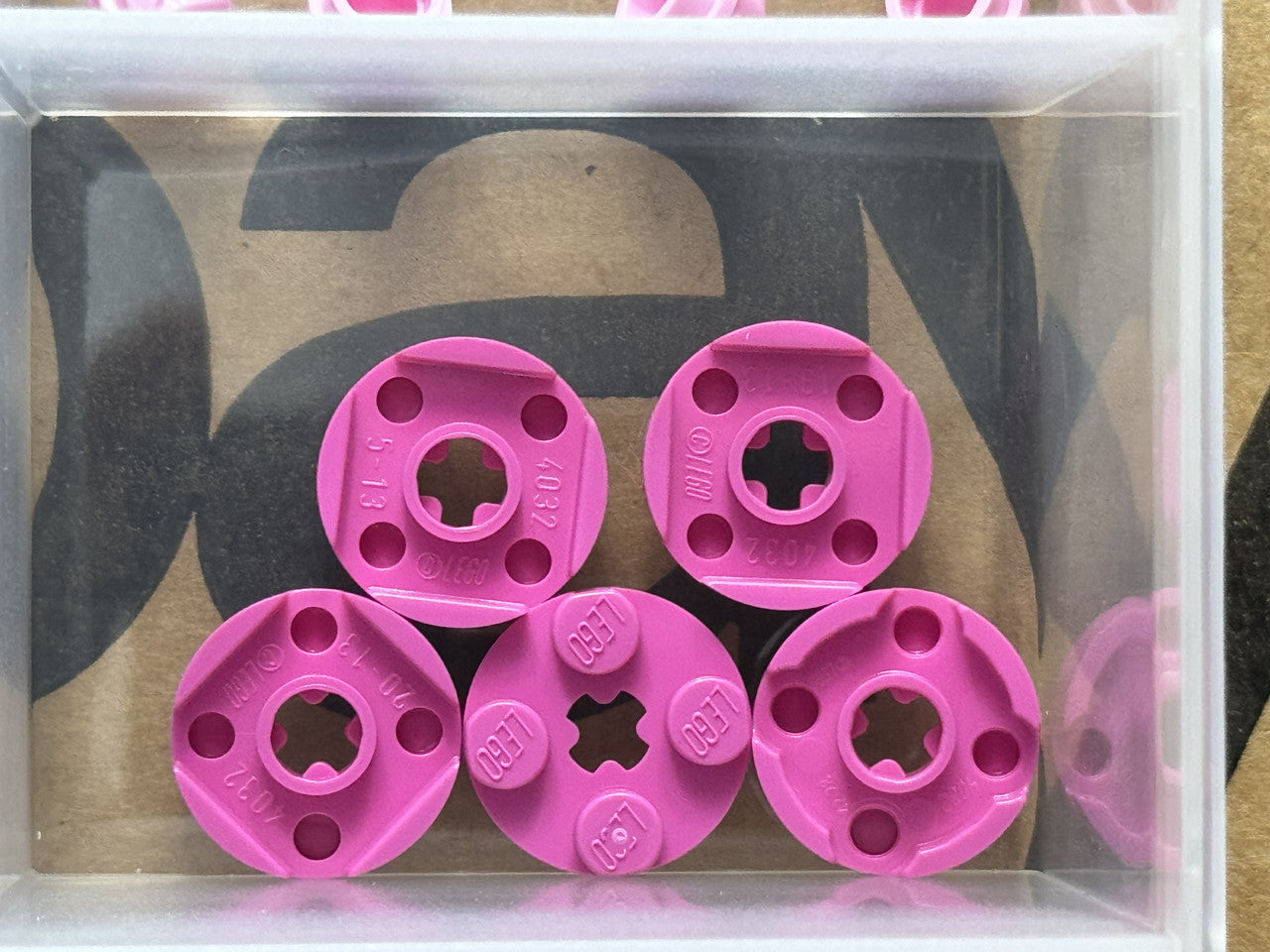 LEGO Parts - Dark Pink Plate, Round 2 x 2 with Axle Hole - No 4032 - QTY 5