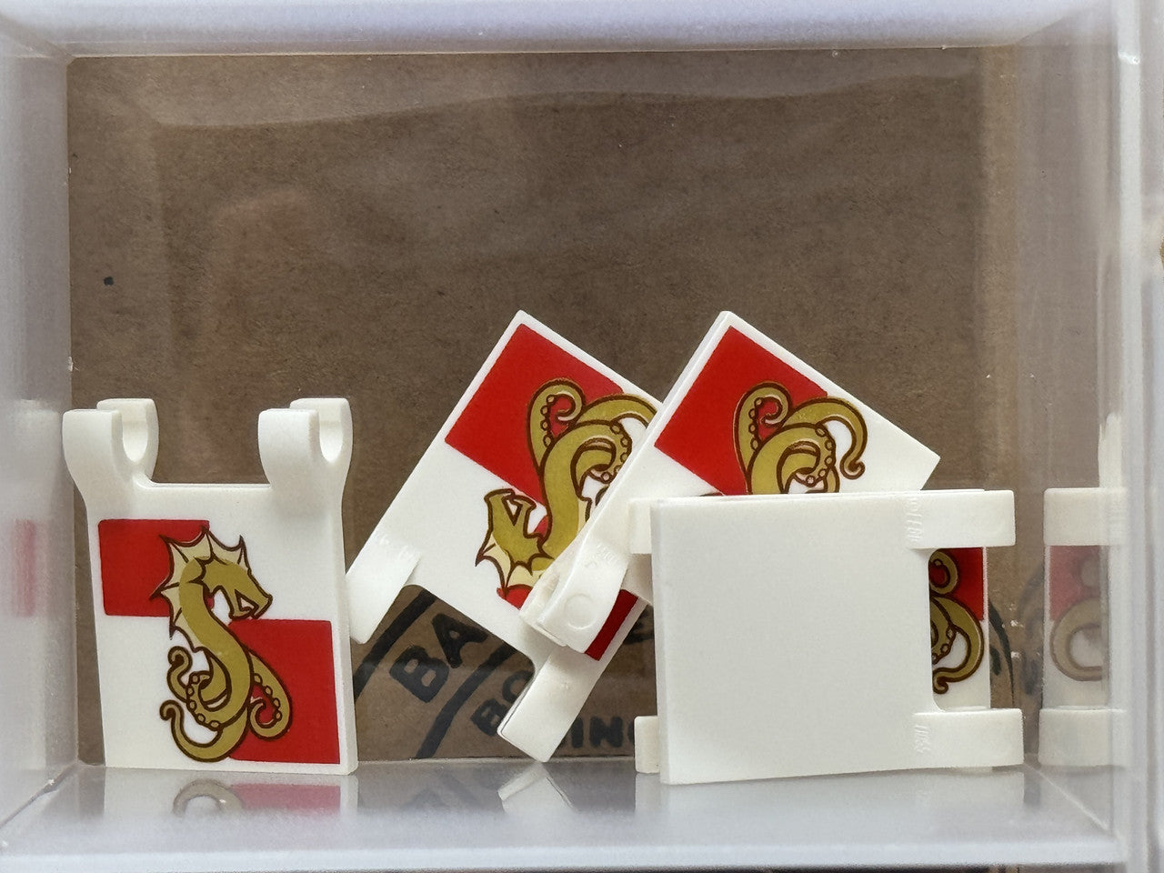 LEGO Parts - White Flag 2 x 2 Square Sea Monster - No 2335pb175 - QTY 5
