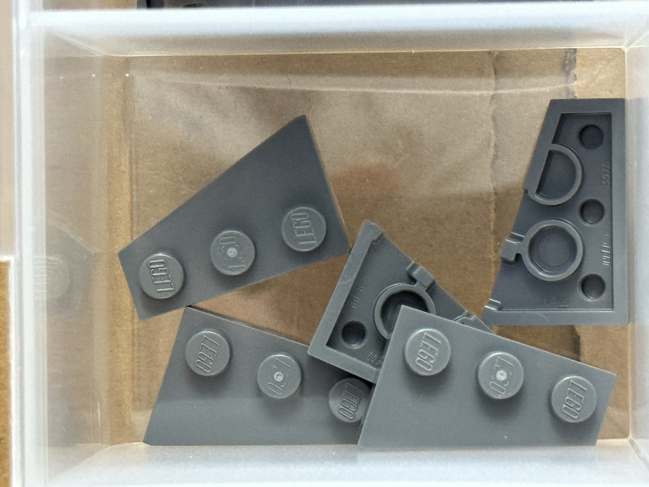 LEGO Parts - Dark Bluish Gray Wedge, Plate 3 x 2 Right - No 43722 - QTY 5