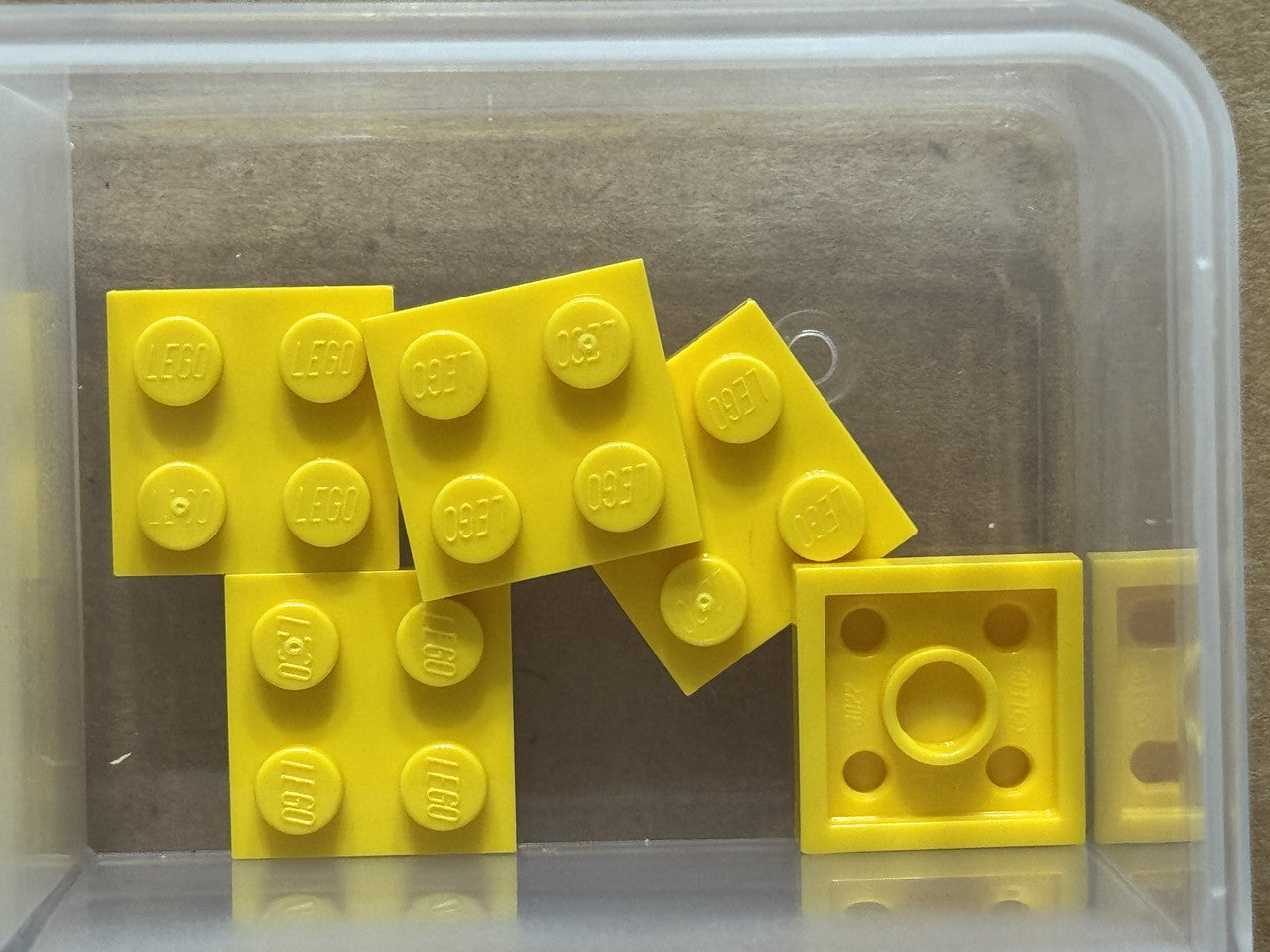 LEGO Parts - Yellow Plate 2 x 2 - No 3022 - QTY 5