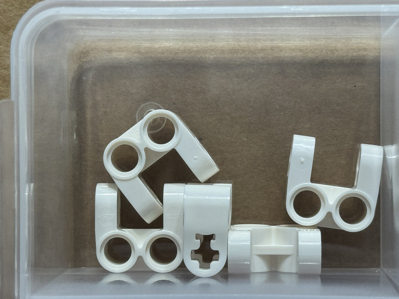 LEGO Parts - White Technic, Axle Pin Perpendicular Split - No 41678 - QTY 5