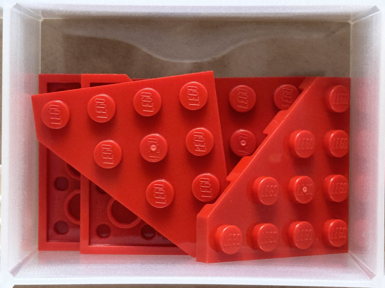LEGO Parts - Red Wedge, Plate 4 x 4 Cut Corner - No 30503 - QTY 5