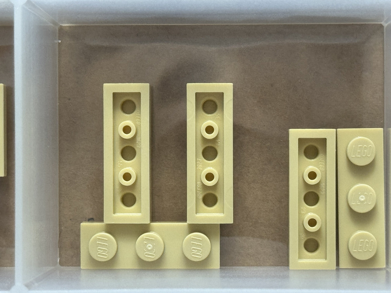 LEGO Parts - Tan Plate 1 x 3 - No 3623 - QTY 5