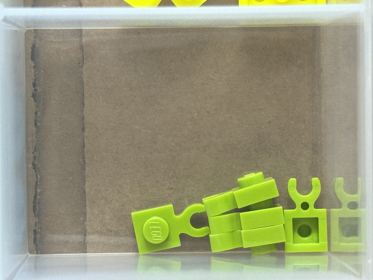 LEGO Parts - Lime Plate 1 x 1 with Open O Clip Thick - No 4085d - QTY 5