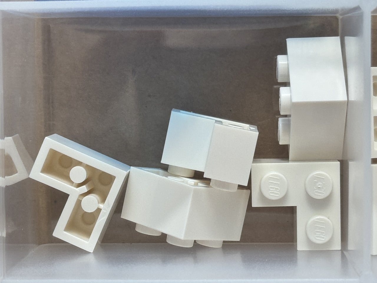 LEGO Parts - White Brick 2 x 2 Corner - No 2357 - QTY 5