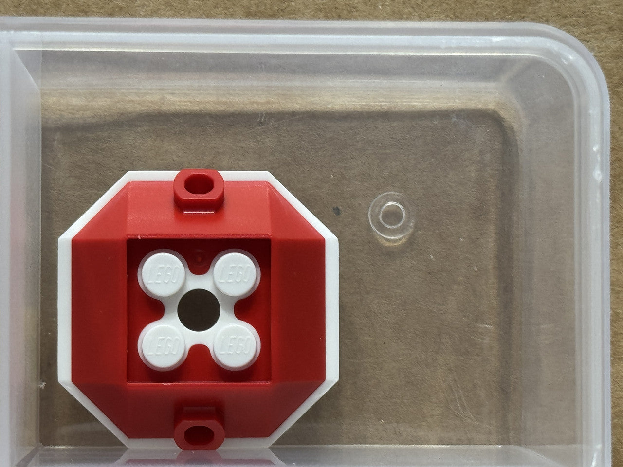 LEGO Parts - Red Shell with 4 Recessed Studs - No 73715pb01 - QTY 1