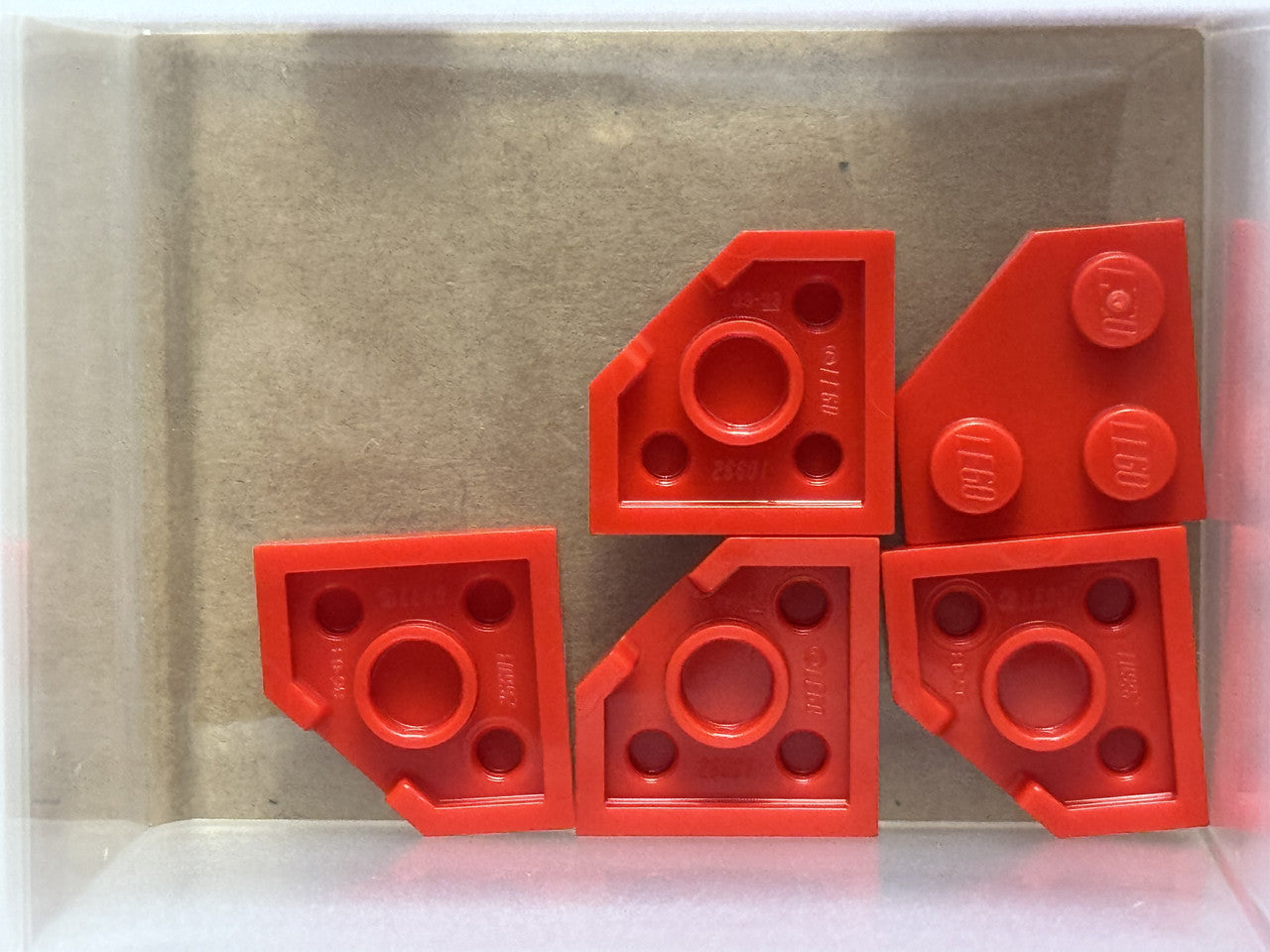LEGO Parts - Red Wedge, Plate 2 x 2 Cut Corner - No 26601 - QTY 5