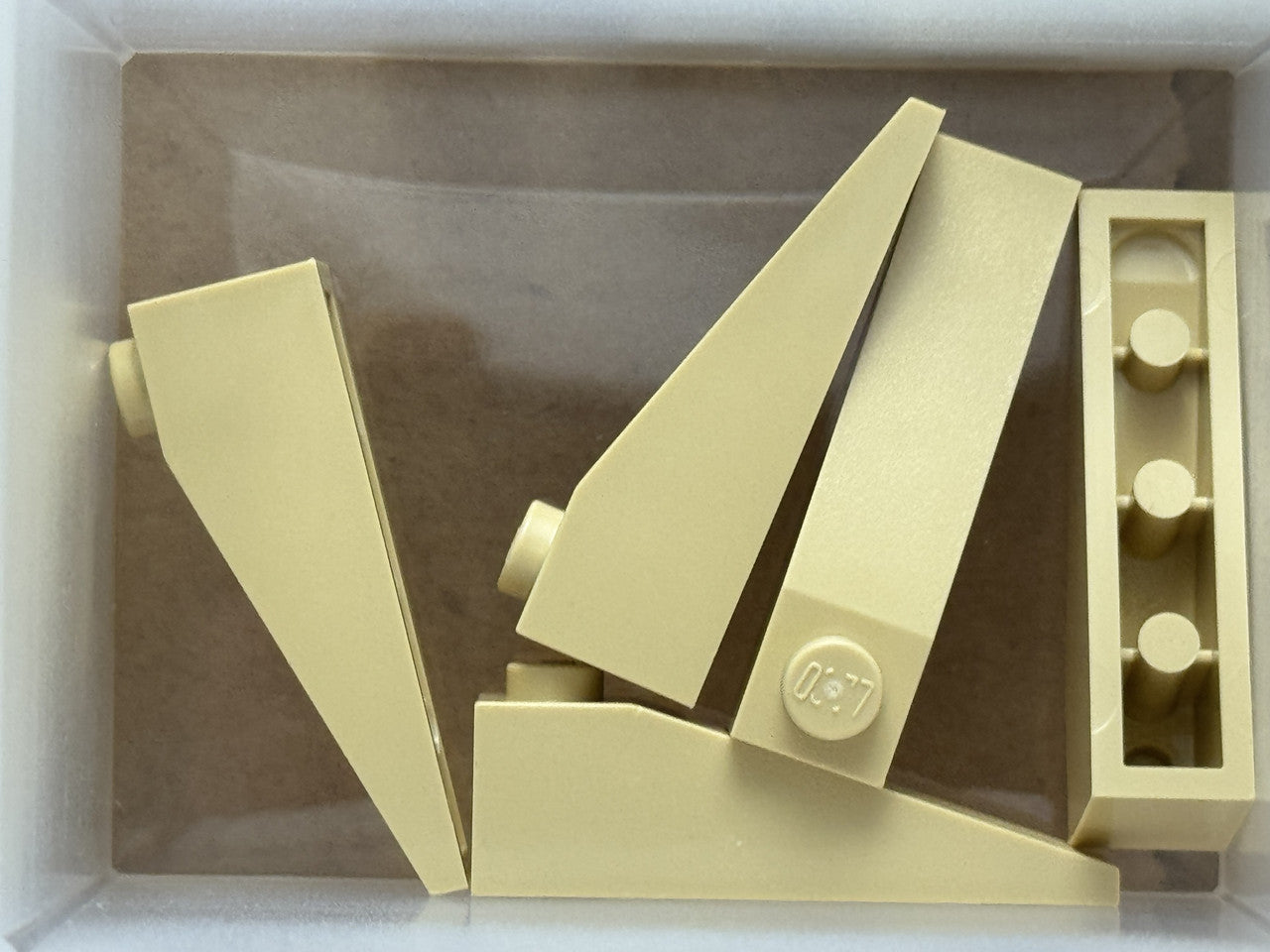 LEGO Parts - Tan Slope 18 4 x 1 - No 60477 - QTY 5