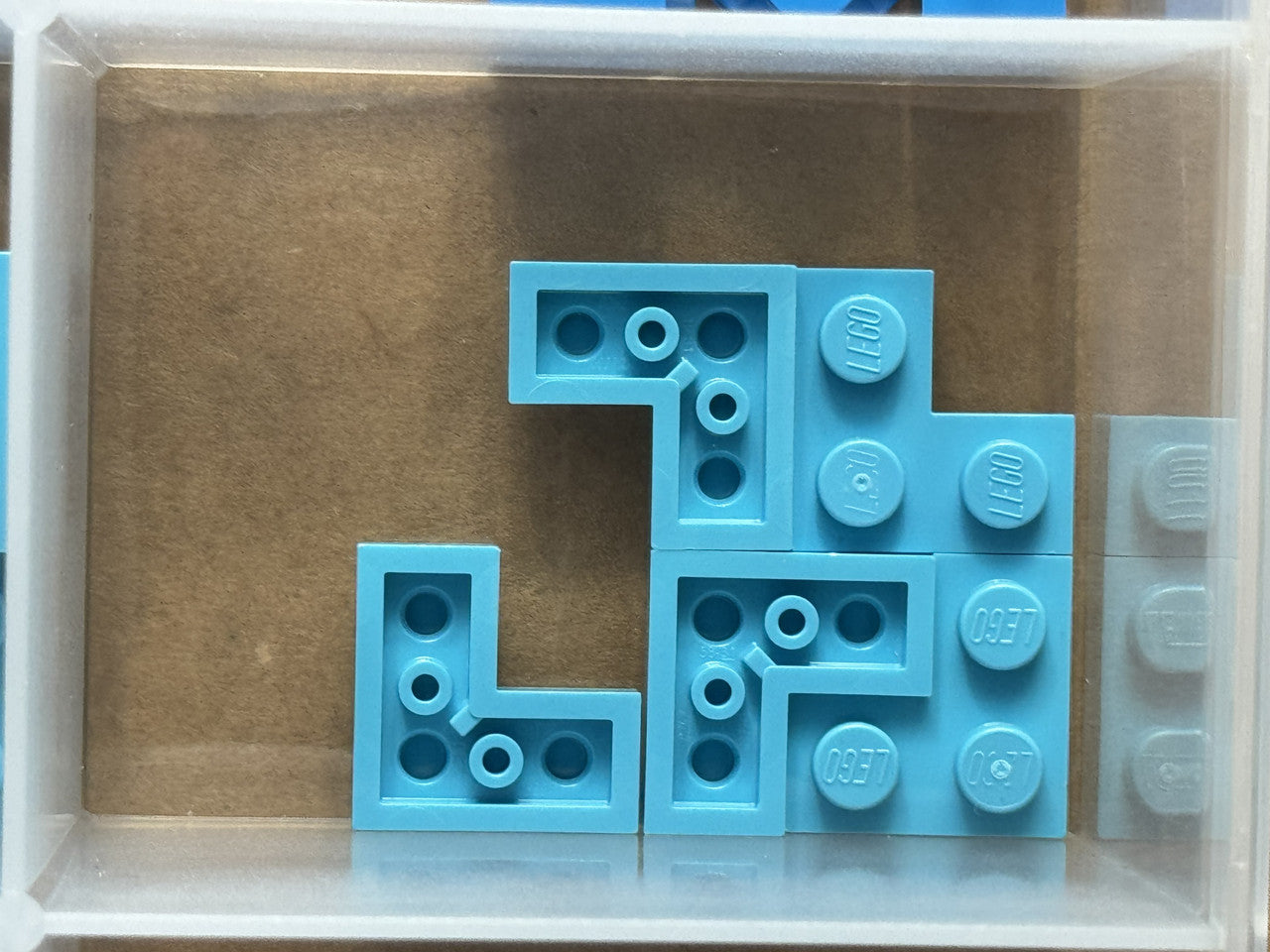 LEGO Parts - Medium Azure Plate 2 x 2 Corner - No 2420 - QTY 5