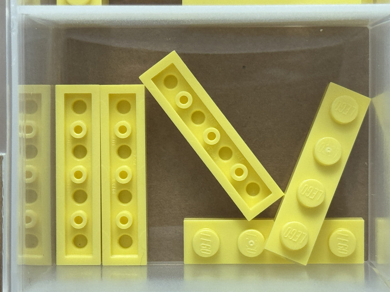 LEGO Parts - Bright Light Yellow Plate 1 x 4 - No 3710 - QTY 5