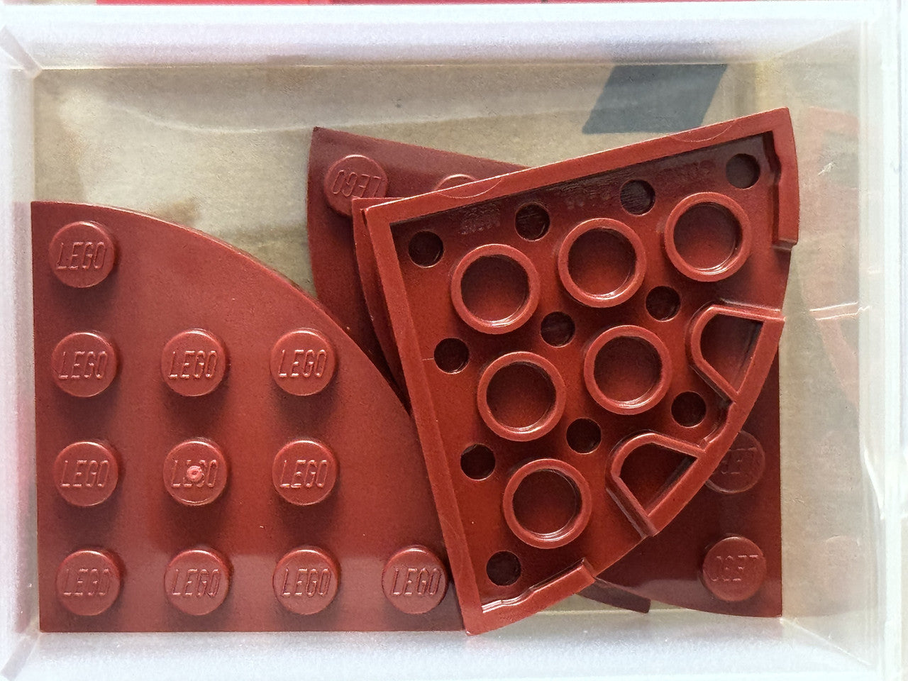 LEGO Parts - Dark Red Plate, Round Corner 4 x 4 - No 30565 - QTY 5