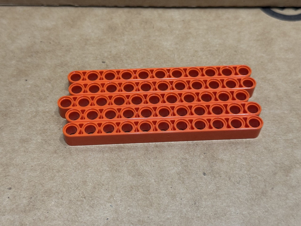 LEGO Parts - Reddish Orange Technic, Liftarm Thick 1 x 11 - No 32525 - QTY 5