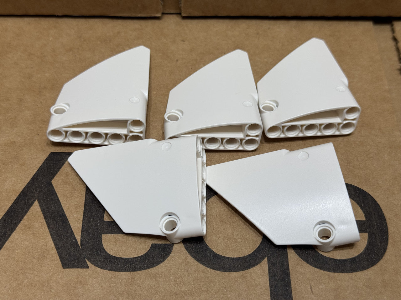 LEGO Parts - White Technic, Panel Fairing #13 - No 64394 - QTY 5