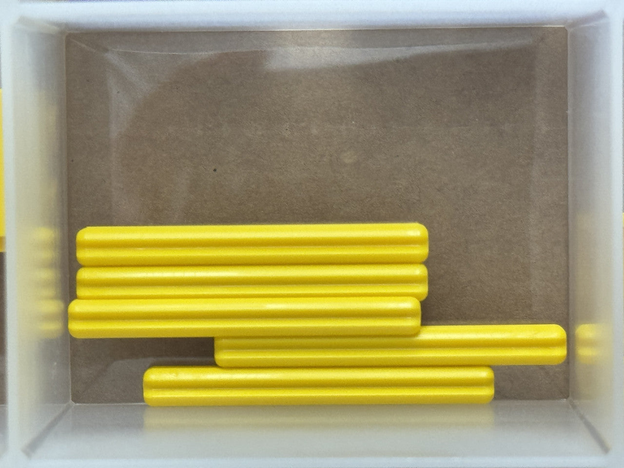 LEGO Parts - Yellow Technic, Axle 5L - No 32073 - QTY 5