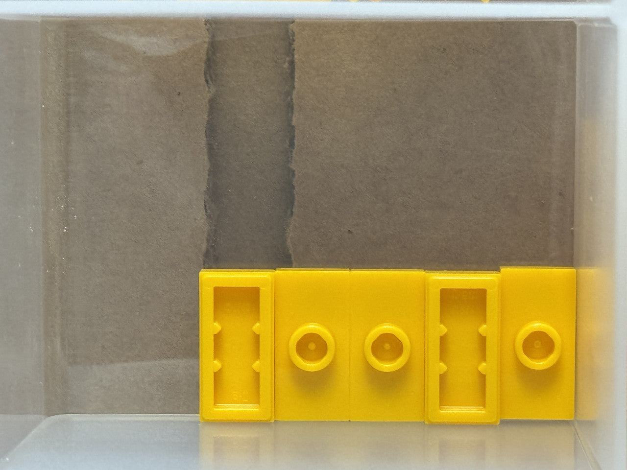 LEGO Parts - Bright Light Orange Plate 1 x 2 1 Stud (Jumper) - No 15573 - QTY 5